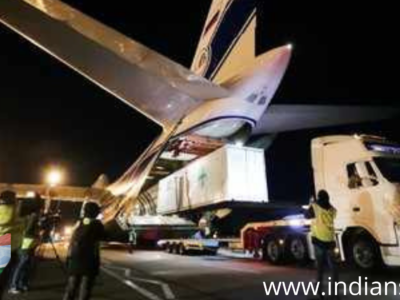 largest-cargo-plane-carrying-oxygen-plant-uk-to-india