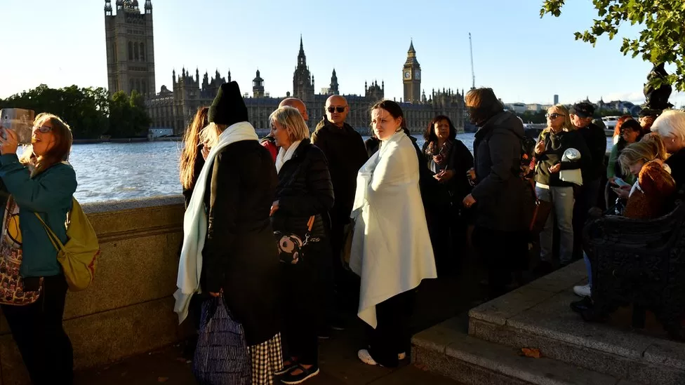 Indians at UK - Queen's Coffin