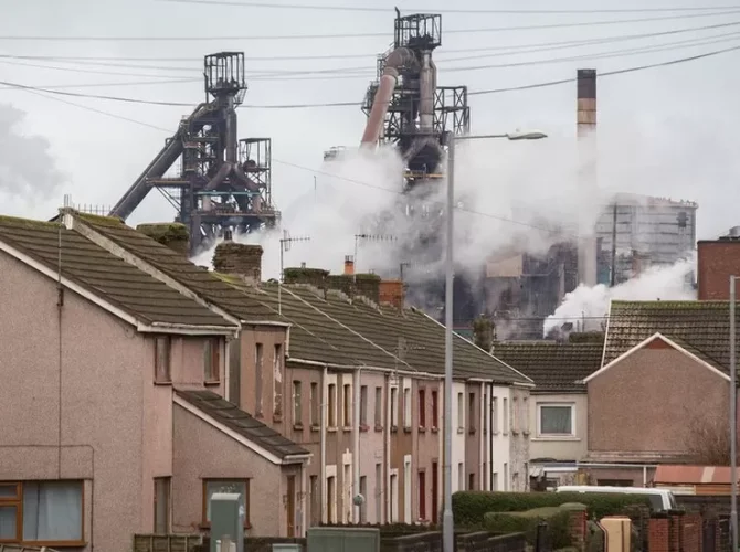 Indians at UK - Green Steel Switch