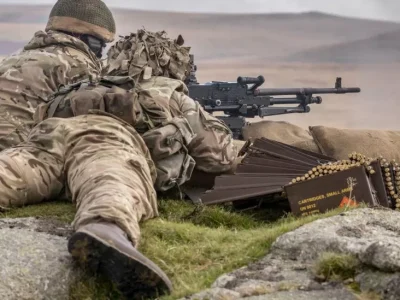 Indians at UK - Machine Guns Lost By UK Armed Force